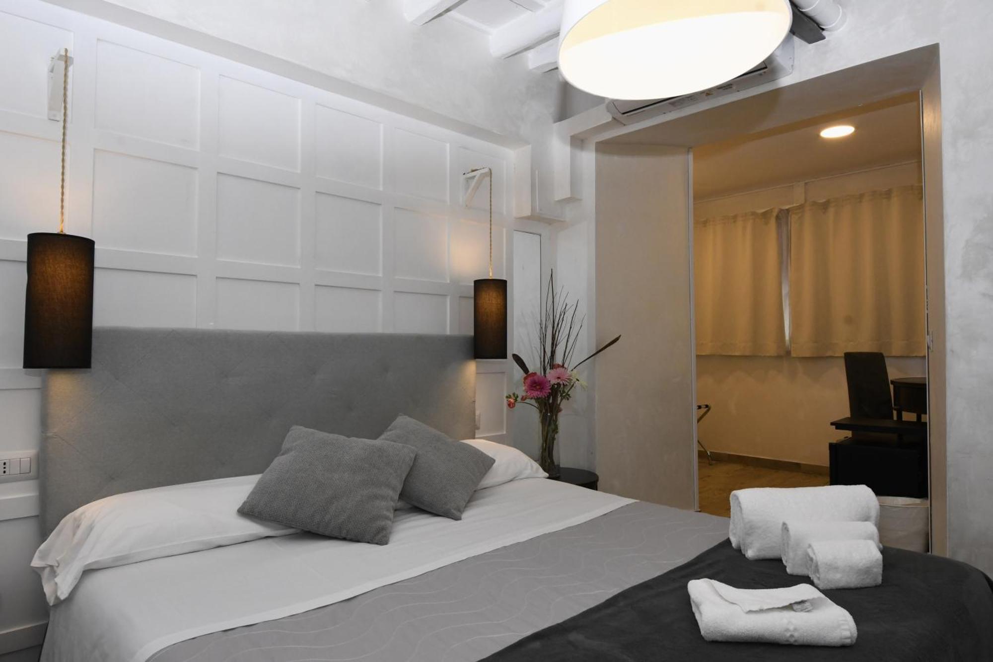 Dulcis In Pantheon Hotel Rome Bagian luar foto