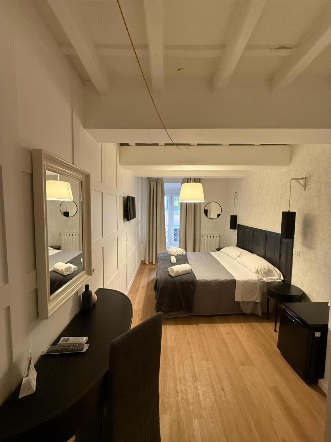 Dulcis In Pantheon Hotel Rome Bagian luar foto